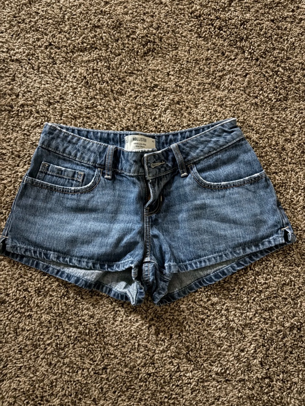 Hollister ultra low-rise mini short